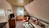 Zimmer im Dachgeschoss - 