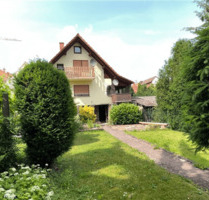 EUPORA® Immobilien: Wohnhaus mit Garten in Bolanden.
