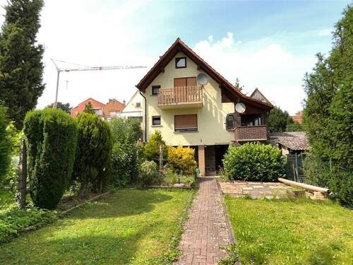 Ansicht Garten 3 - 6 Zimmer Einfamilienhaus in Bolanden