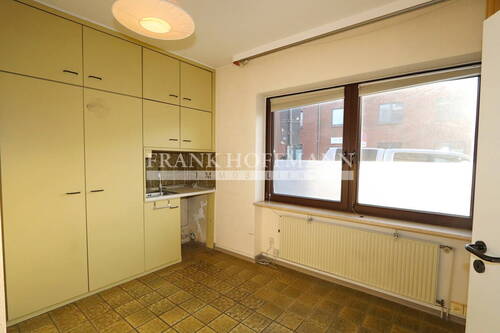 M2374 Personalraum - 