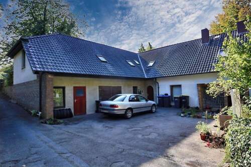 13-Zimmer-Landhaus - 1 Zimmer Mehrfamilienhaus, Wohnhaus in Porta Westfalica