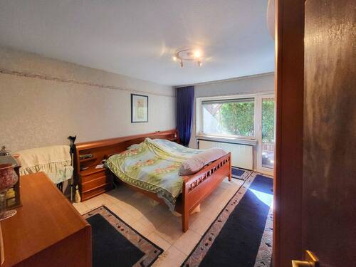 Schlafzimmer EG - 