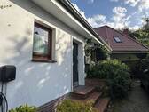 Eingangsbereich Wohnhaus vorne - 