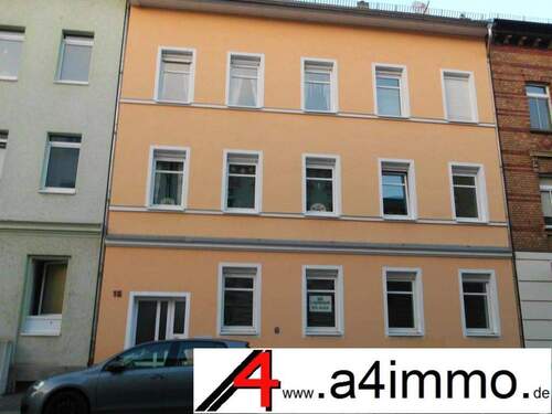 Ansicht Haus - Helle 4-Zi-Whg. im 2.OG mit großem Balkon,