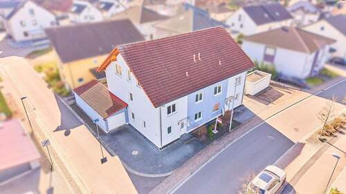 Vogelperspektive - 7 Zimmer Doppelhaushälfte in Weilerbach