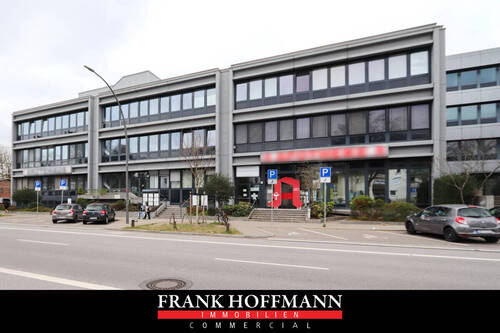 V4969 Titelbild - Praxisfläche im Ärztehaus in Hamburg-Langenhorn
