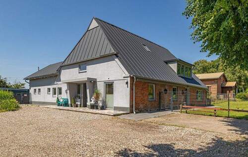 Wohnhaus - 2 Zimmer Bauernhaus, Landhaus in Bistensee