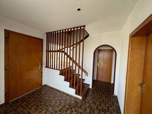 Hauseingang und Diele EG - 