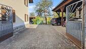 Einfahrt - Bauernhaus, Landhaus mit 187,00 m&sup2; in Saldenburg zum Kaufen