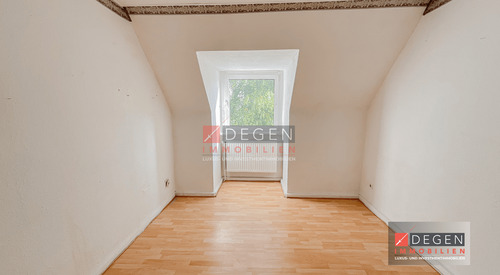 DG- Wohnung links - 
