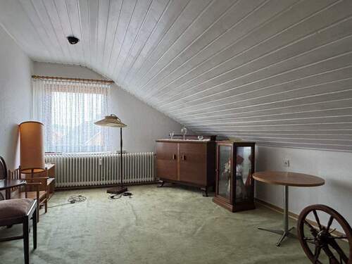 wohnlich ausgebautes DG - 