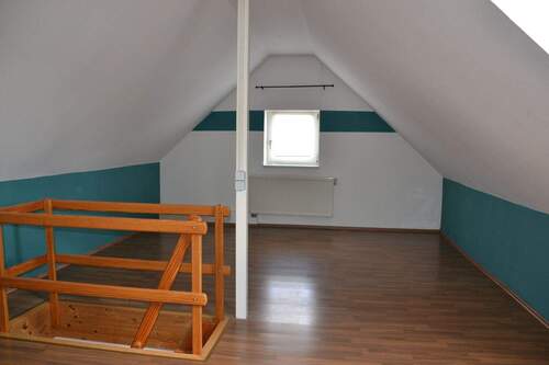 Dachspitz-reine Nutzfläche - 