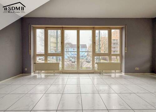 02_Wohnzimmer.jpg - 2 Zimmer Etagenwohnung zum Kaufen in Graben-Neudorf