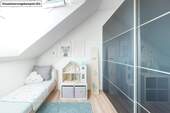 Schlafzimmer 4 - 