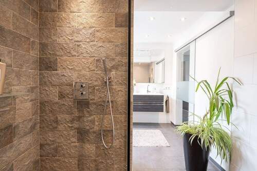 OG Bad mit Dusche (5).jpeg - 