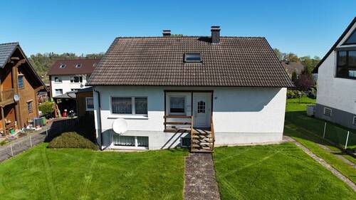 DJI_20260422103911_0014_D - 1 Zimmer Einfamilienhaus in Warstein