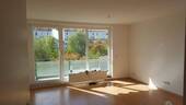 Wohnzimmer mit Blick ins Grüne - Beispielfoto - Etagenwohnung in Leipzig zum Kaufen
