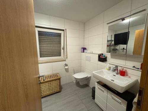 Badezimmer 2.jpg - 3 Zimmer Etagenwohnung zur Miete in Oberrot