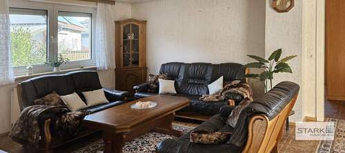 EG Wohnzimmer.jpg - 7 Zimmer Mehrfamilienhaus, Wohnhaus in Kirchheim