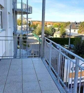 Balkon - Etagenwohnung mit 100,60 m&sup2; in Chemnitz zur Miete