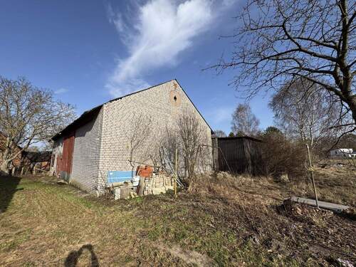 Scheune am hinteren Grundstück - 