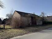 Scheune am Nebengebäude rechts - 