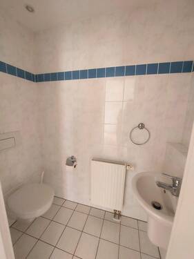 separates WC - 