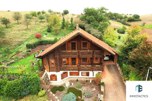 Außenansicht - Freistehendes Einfamilienhaus in Holzbauweise mit Garten und Sauna in ruhiger Lage