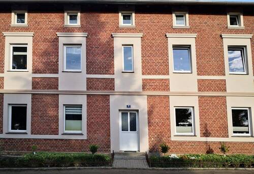 Hauseingang - 3 Zimmer Etagenwohnung zum Kaufen in Altefähr