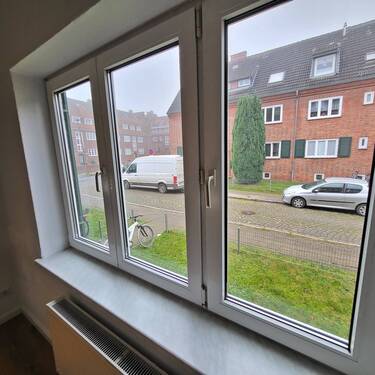 Fenster Wohnzimmer.jpg - 2 Zimmer Etagenwohnung zur Miete in Schwerin
