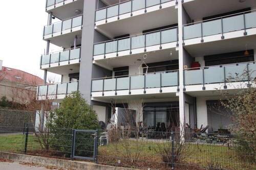 IMG_5784.JPG - Schöne 2-Zimmer Eigentumswohnung in zentraler jedoch ruhiger Lage mit Garage - 760