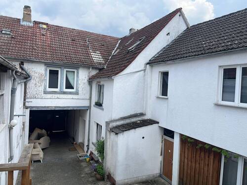 Innenhof - EINE Whg in Gross-Zimmern _ oder gleich ZWEI?