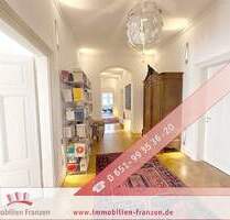 Liebhaberstück im Herzen von Trier: 260 m² große ALTBAUwohnung mit sehr hochwertiger Ausstattung, Terrasse, ruhige Innenstadtlage, Garage und Stellpla
