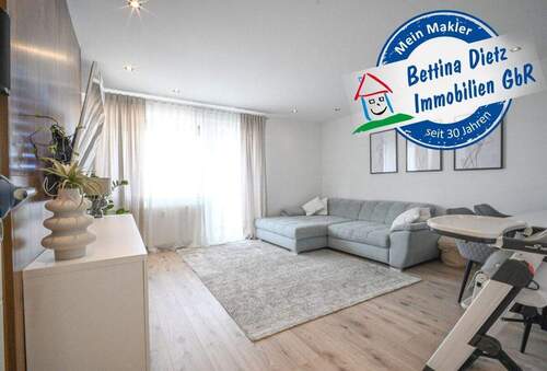 Wohnzimmer - DIETZ: Gepflegte 3-Zimmerwohnung im 2.OG mit Balkon und PKW-Stellplatz in Münster!