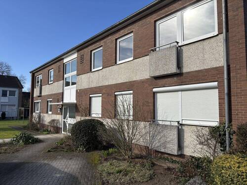 Hausfront - Mehrfamilienhaus, Wohnhaus mit 359,00 m&sup2; in Tarp zum Kaufen