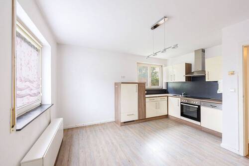Küche EG-Wohnung - Mehrfamilienhaus, Wohnhaus mit 205,50 m&sup2; in Mundelsheim zum Kaufen
