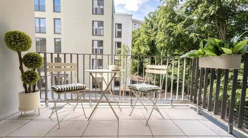 Balkon Musterwohnung - Etagenwohnung mit 92,00 m&sup2; in Karlsruhe / Waldstadt zum Kaufen