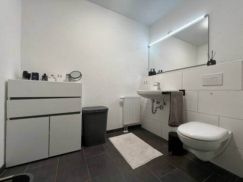 Badezimmer - Etagenwohnung mit 50,70 m² in Bremerhaven zur Miete