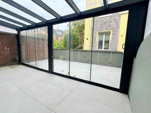 Terrasse und Wintergarten hinten - Etagenwohnung mit 90,00 m² in Düsseldorf zur Miete