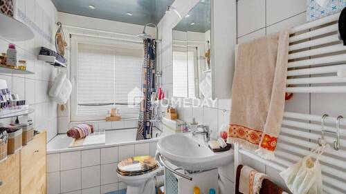 1. OG Badezimmer 1 - 