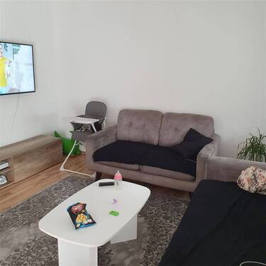 Wohn/Esszimmer - 