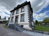 Hofeinfahrt - Mehrfamilienhaus, Wohnhaus in Königsee-Rottenbach