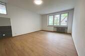Wohn- und Essbereich - 1 Zimmer Etagenwohnung zur Miete in Düsseldorf