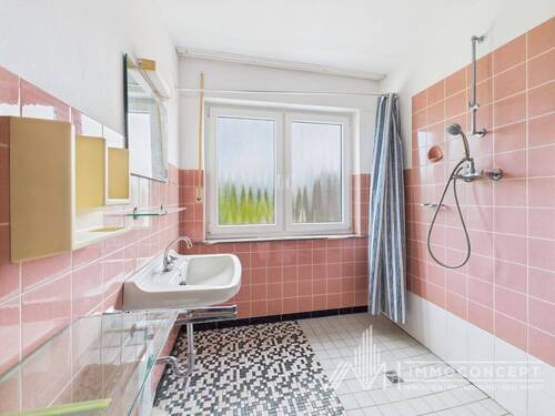 CAM04062G0-PR0038-STILL020 - 