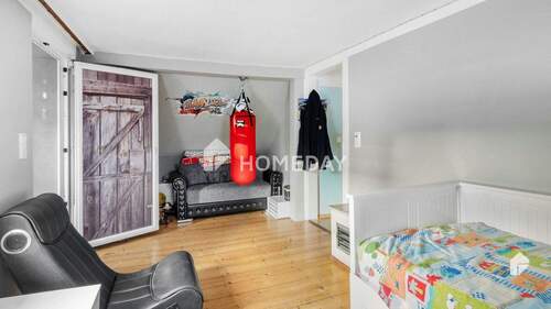 1. OG Kinderzimmer 1 2 - 