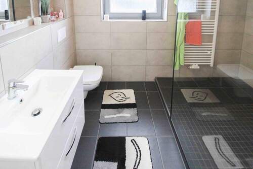 Badezimmer im DG - Einfamilienhaus in Schwalmtal zum Kaufen