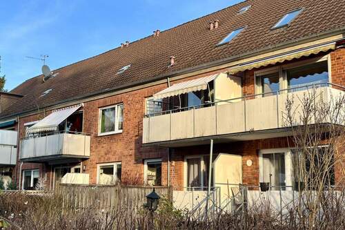 Gartenseite mit Balkonen - 5 Zimmer Etagenwohnung zum Kaufen in Stockelsdorf