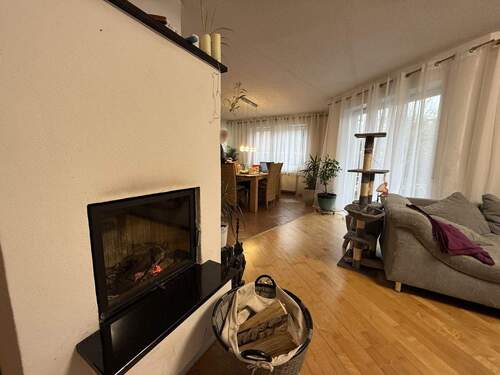 Wohnzimmer EG - 7 Zimmer Mehrfamilienhaus, Wohnhaus in Pfullendorf