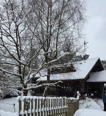 2. Nordost Ansicht (Auffahrt) - 