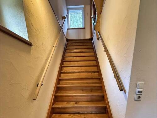 Wohnungsflur - 1. Obergeschoss - 4 Zimmer Mehrfamilienhaus, Wohnhaus in Wilhelmsdorf